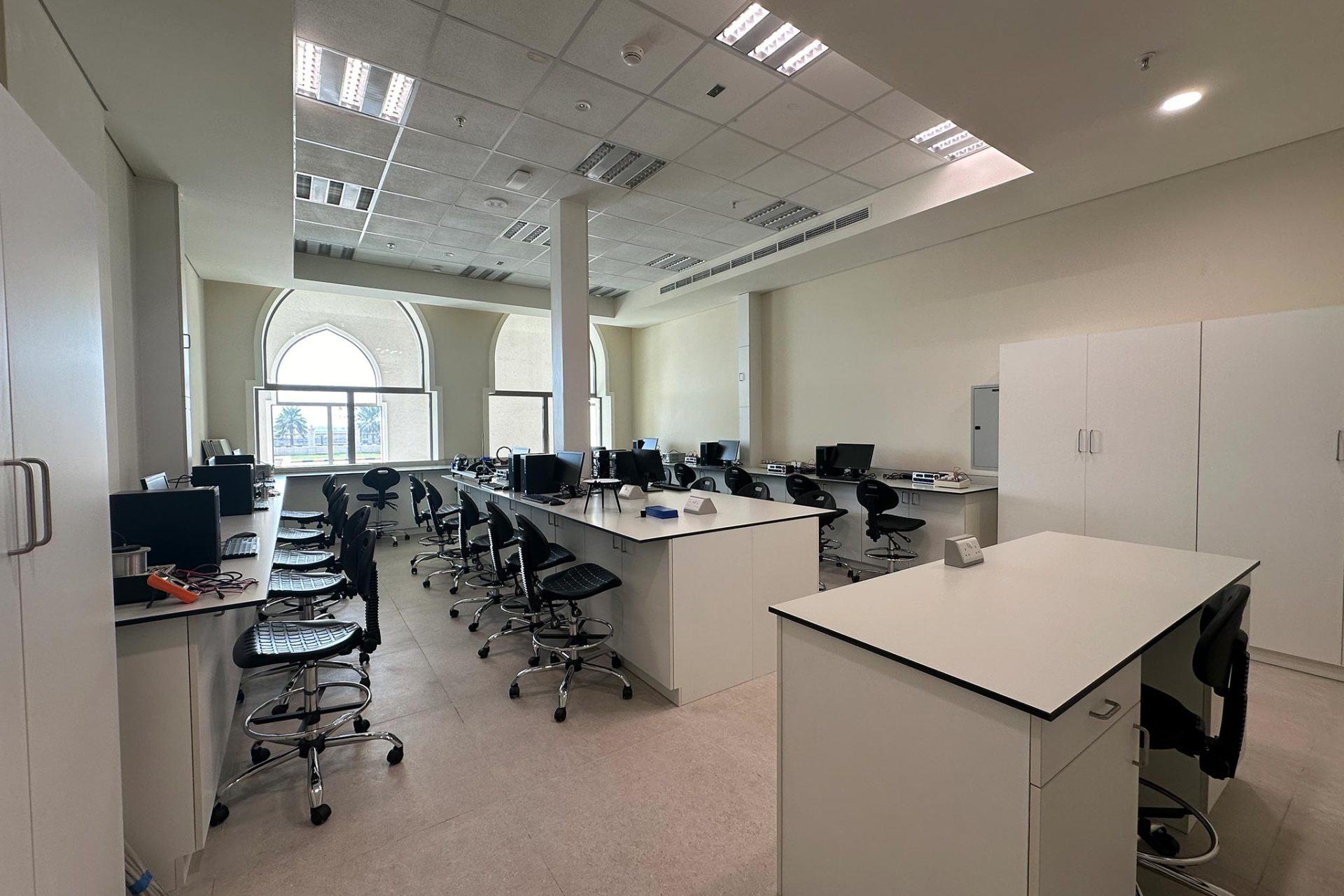 phy-lab-kalba2